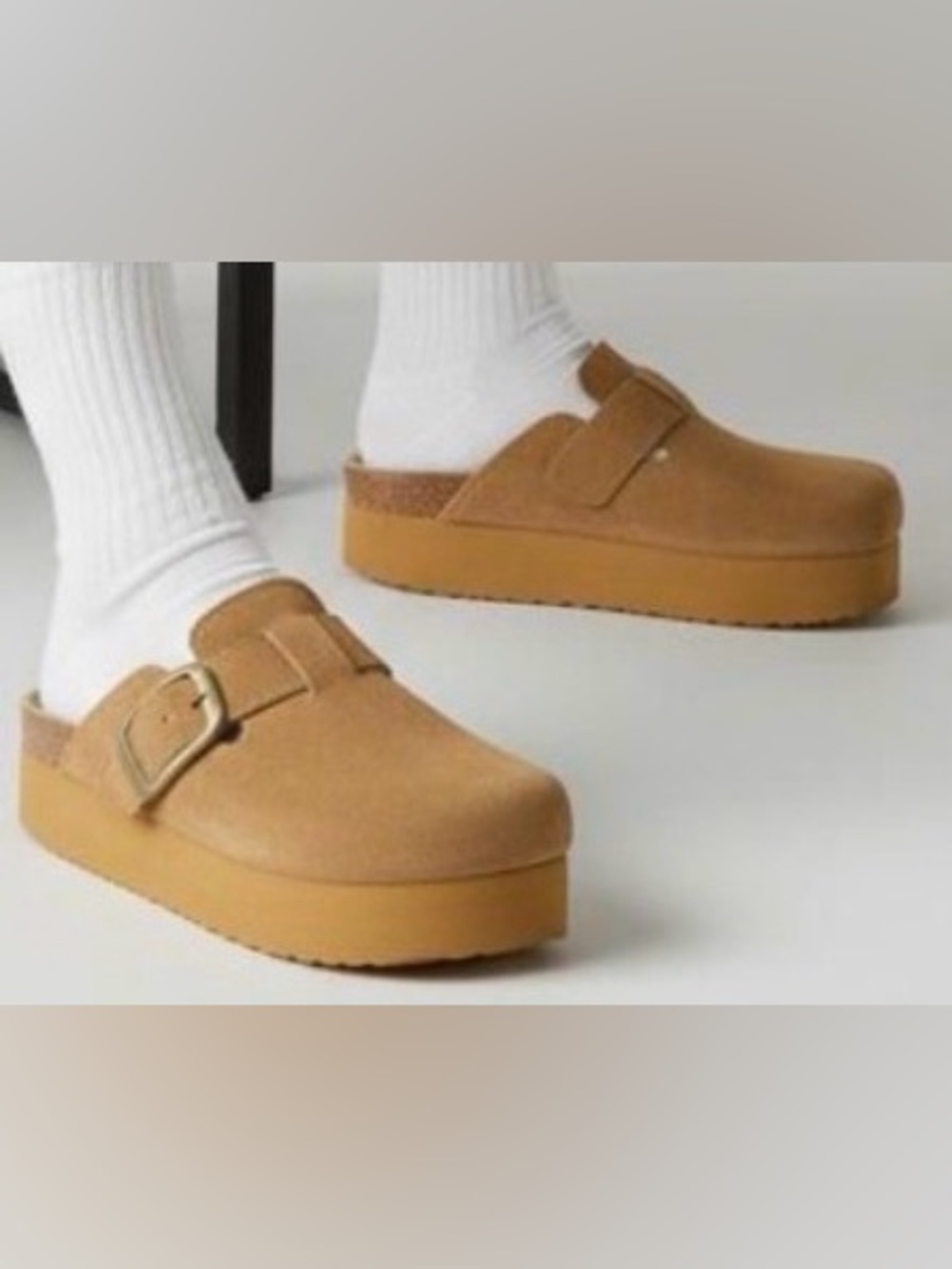 CUSHIONAIRE LADIES PLATFORM MULES